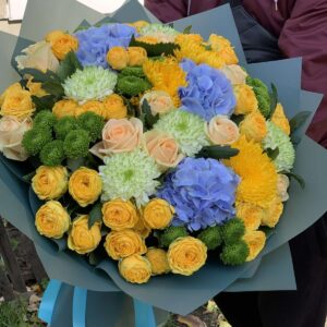 Букет микс с хризантемой