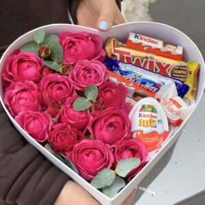Композиция в коробке Сердце