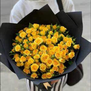 19 веток желтой кустовой розы, Доставка цветов Харьков, цветы Харьков, розы Харьков, купить букет Харьков, пионы Харьков, 101 Роза Харьков, пионовидная Роза Харьков, букет микс Харьков, 51 роза Харьков, тюльпаны Харьков